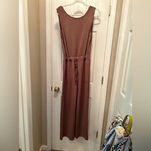 Elegant Sleeveless Brown jumper
